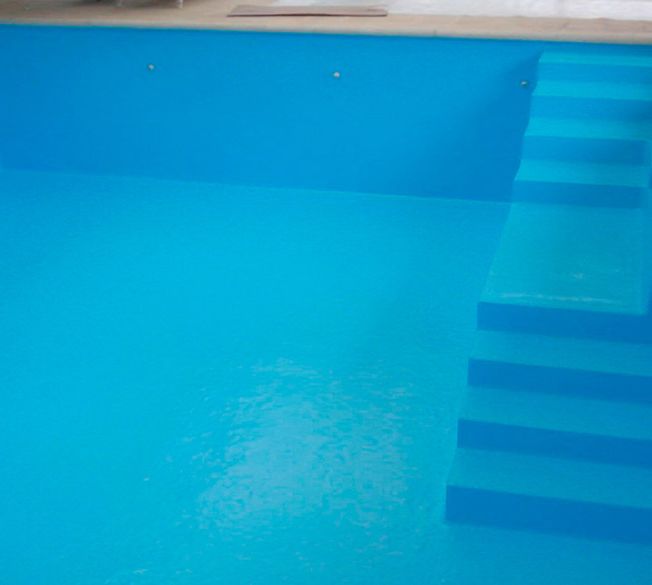 Revetec Valles piscina con revestimiento